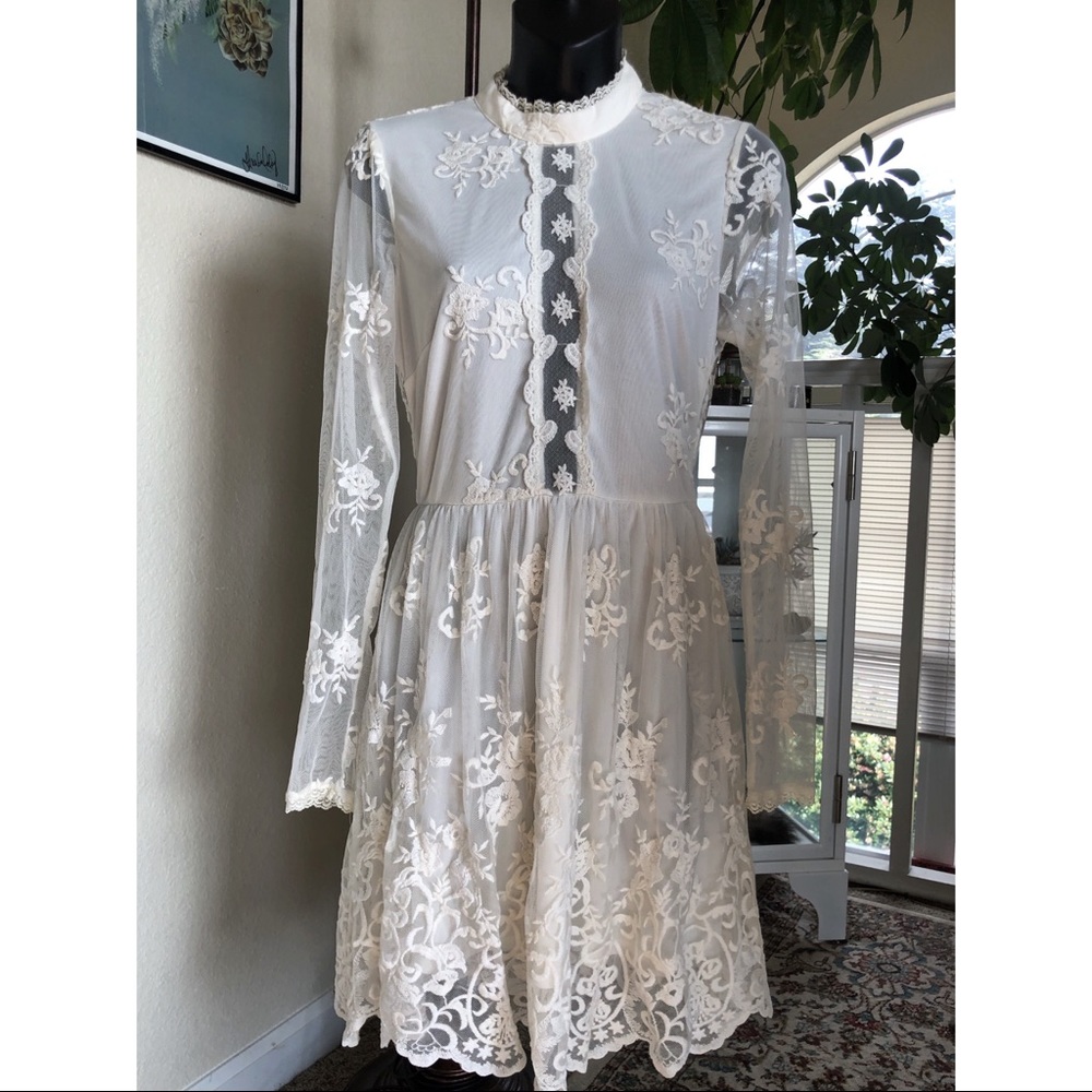 White lace dress